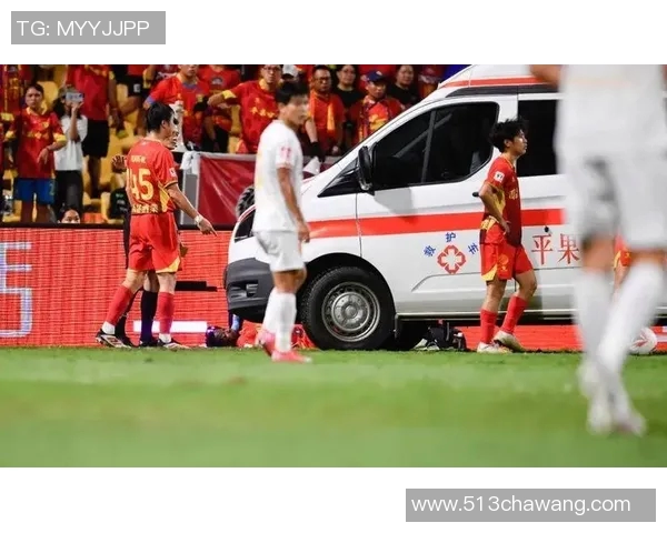 足球场暴力事件回顾 多位球星因打人行为遭罚或禁赛