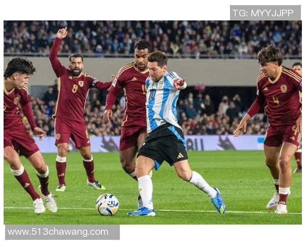 足球传奇谢幕：回顾球星们的辉煌岁月与退役后的全新生活