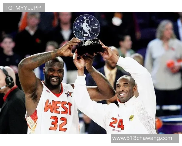 足球星视界：探索全球足坛明星背后的故事与精彩瞬间